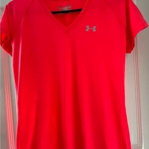 Under Armour Women's Pink V-Neck Top